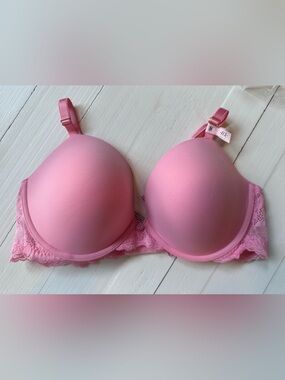 Victoria’s Secret Dream Angels Push-Up Bra 40C Pink Lace NWT